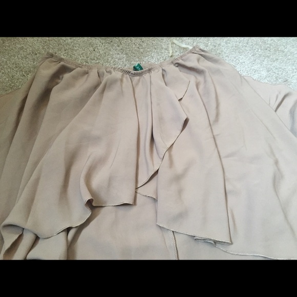 Beige High-Low Skirt - Picture 6 of 6